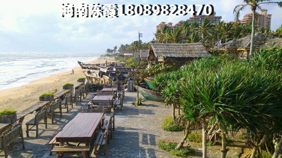鸿坤理想海岸与佳龙美墅湖文化旅游城阳光绿景对比分析！东方的气候很潮吗？
